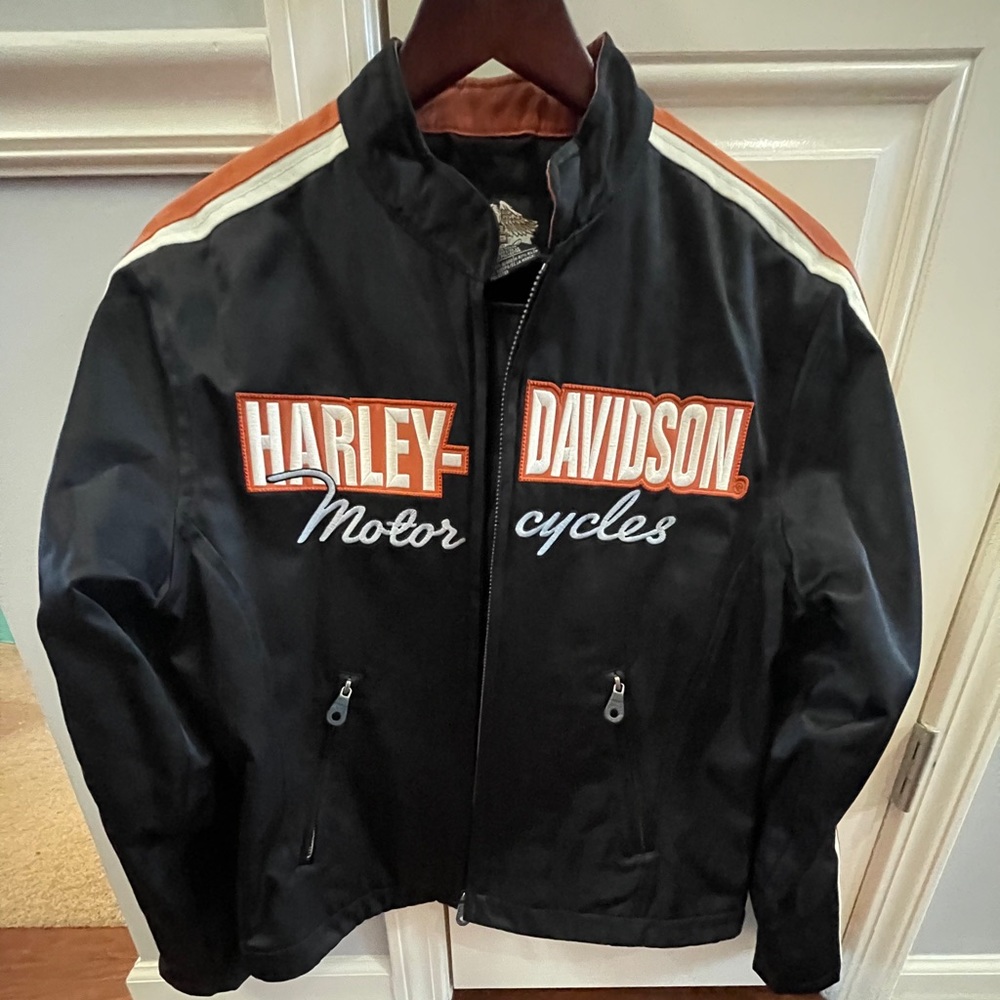 Harley Davidson Motorcycle Jacket, excellent condition.  Size Medium. Worn once.
